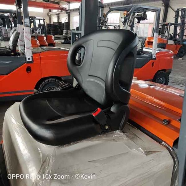 3500kg CPCD35 Diesel Powered Forklift Truck With Duplex Full Free Lift Mast