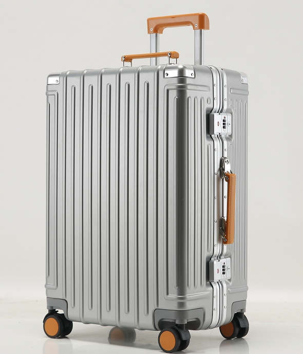 2025 Best-Selling Large Capacity Business Suitcase with PC Material, Aluminum Frame, Spinner Wheels, and TSA Lock - Unisex