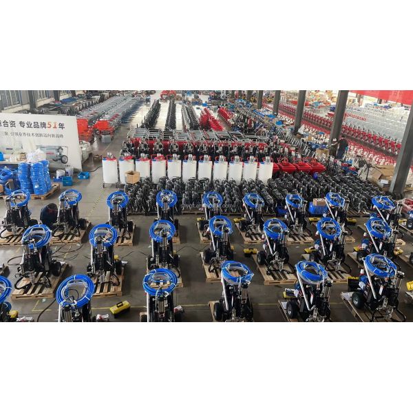 Professional Gypsum Mortar Spray Equipment 220kg Automatic Plaster Spray Machine