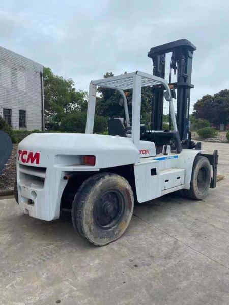 Used Tcm Fd100 Diesel Forklift with 4.5m Satge and Powerful Engine