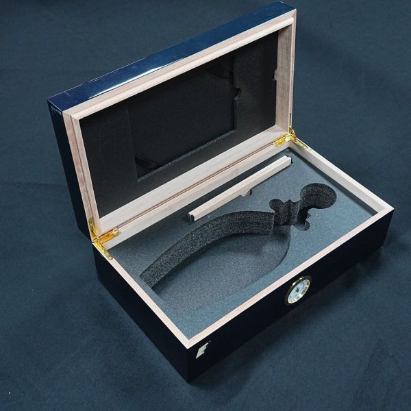Customized Wine Packaging Box Stackable Wine Display Box Blue