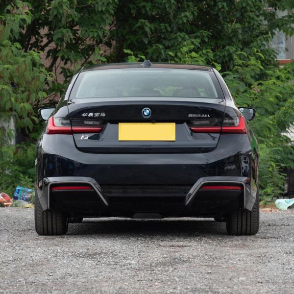 2023Hot sale EV Electric Vehicle BMW i3 4-door 5-seat sedan Cruise mileage 526km