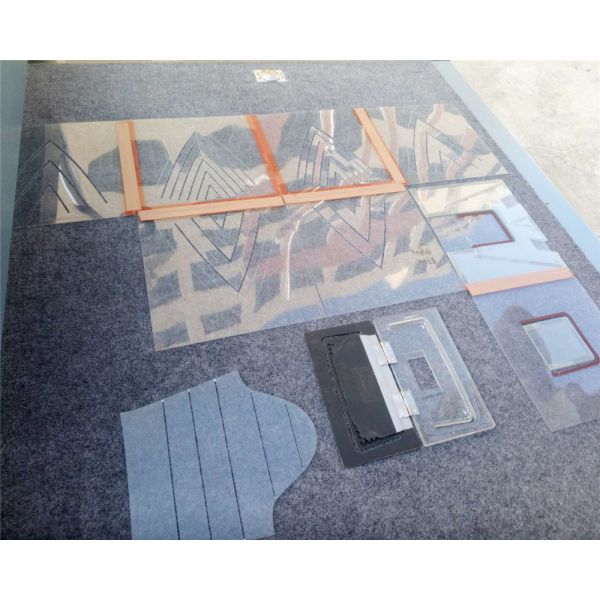 1500x900mm PVC Acrylic Template Cutting Machine with 6mm Thickness and 500-1800mm/s Speed for Flatbed Garment Cutting