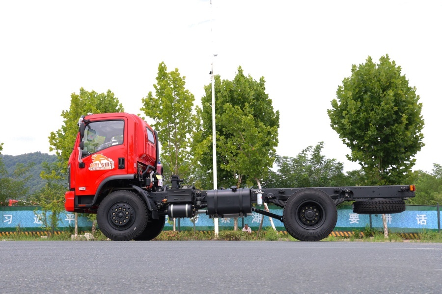Dongfeng 4×4 Flathead Off-road Truck Chassis with  B170 Engine For Export Custom Refit