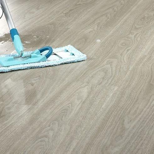 4 mm SPC Antiderrapante Rígido Vinyl de plástico de suelo con textura de madera de cilc para baños