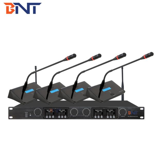 UHF 4 Channels Wireless Conference Microphone With 8 Handhelds / Headsets
