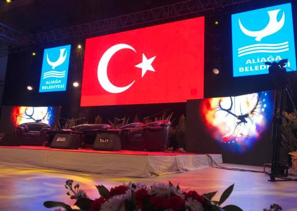 Super Stage Led Screen , Video Productions Indoor Led Video Wall Lightweight