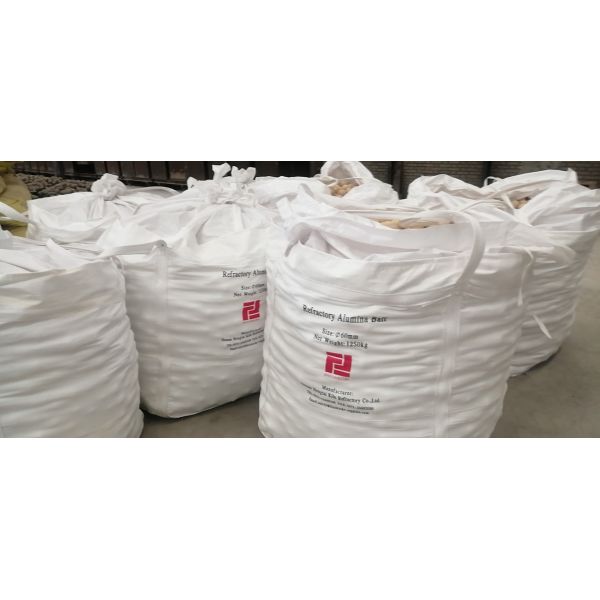 Содержание SiC % 0,1 Термохранилище Алюминиевые шарики для горячей высокозарядной печи и пиццы