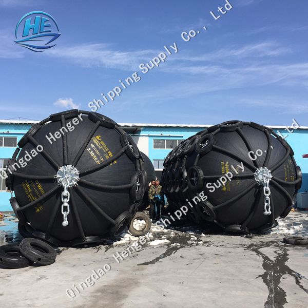 2.5*4m Marine Pneumatic Rubber Fender With Galvanized And Tyre Sheath Dock And Ship
