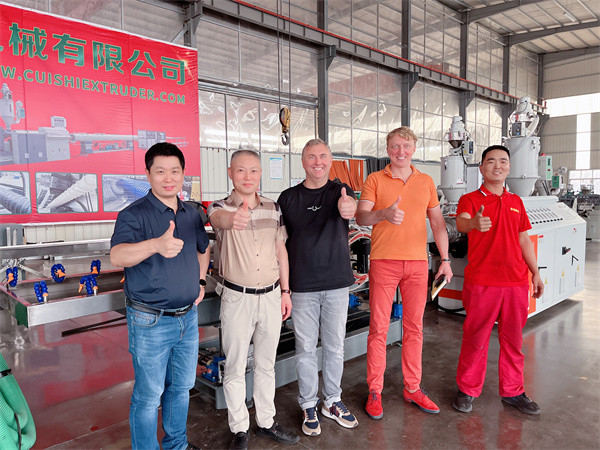 Lightweight Plastic Corrugated Pipe Production Line , Double Wall Corrugated Pipe Extruder