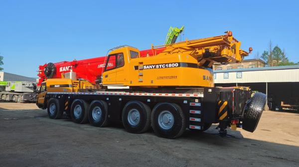 China SANY SAC180T 180 Ton Crane 2 Mercedes Benz Engine Main Arm 62m Secondary Arm 43m