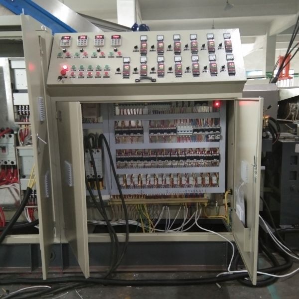 Пластмасса фильма ПЭ ПП мягкая повторно используя дизайн винта оборудования 45КВ особенный