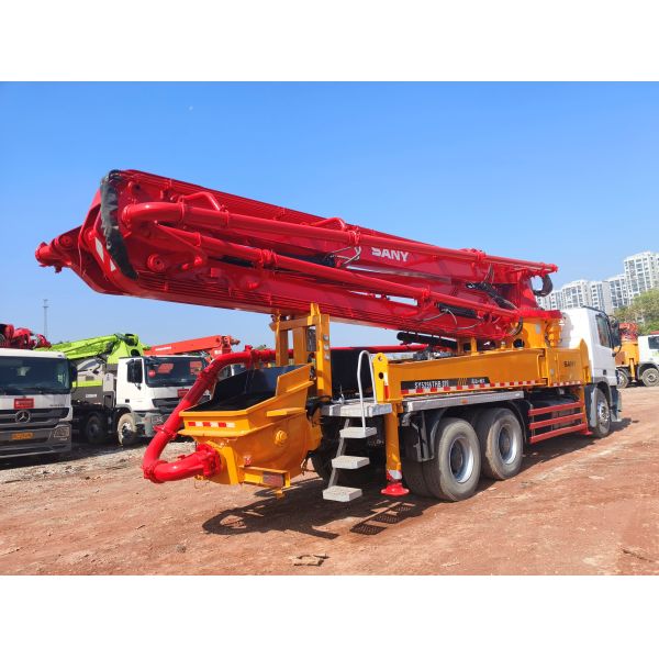 Rehabilitado SANY 37m bomba de hormigón instalado en la fábrica de chasis Mercedes-Benz stock para la venta