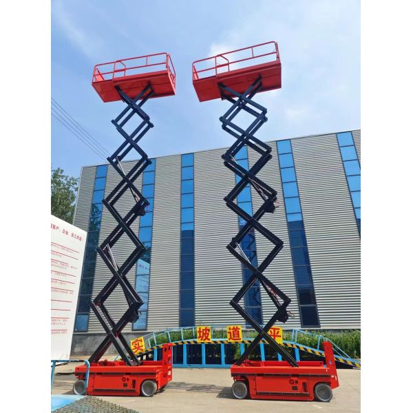 Батарея - емкость приведенной в действие самоходной повышаясь нагрузки 300kg/1000kg платформ работы