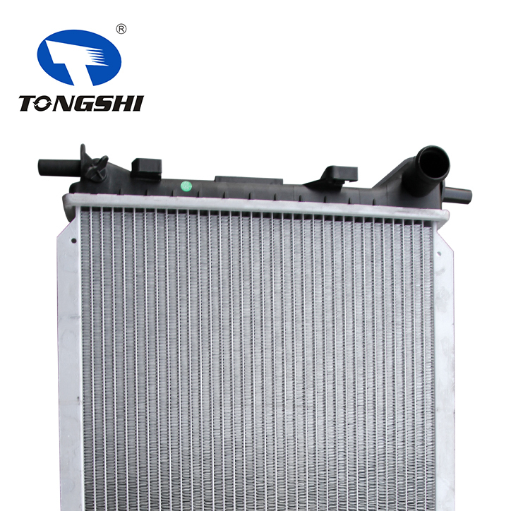 Car Radiator for Ford Focus 2.0L 2000-2001 MT