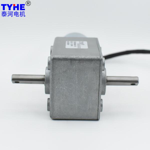 Turbo Worm Micro DC Gear Motor 24V 250kgcm 5883mm 5rpm Double Shafts