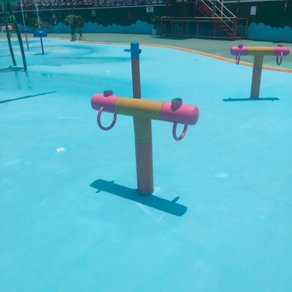 Water Play Skit Two Man Nozzle Water Splash Pad in Aqua Park