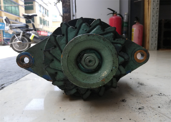 6SD1 подержанный альтернатор 24V 40A для экскаватора EX300-3 SH400-3 1812003870