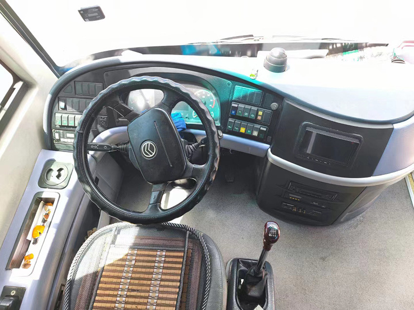 Euro 3 используемый городской автобус 55 мест LHD используемый общественный автобус Максимальная скорость 100 км/ч