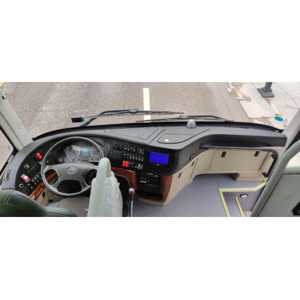 Lhd Used Coach Bus 54 Seats Passenger Bus Good Condition Second Hand International Airport Bus