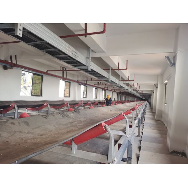 National Economy Sectors Cleated Conveyor Belt Strong Load Capacity