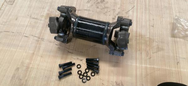 Universal Joint 7G2037 7G-2037 for D7G Bulldozer