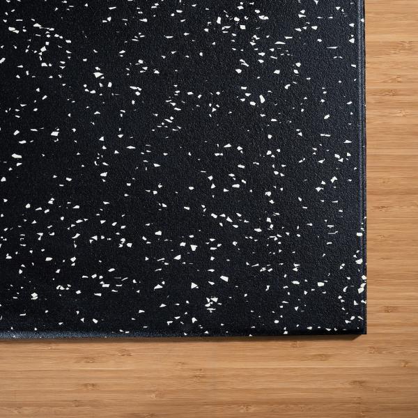 500X500X20mm Sports Floor Tiles Breathable Rubber Gym Mats Customized
