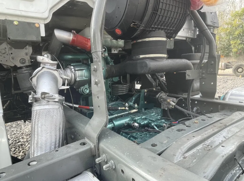 New And Used Sinotruk HOWO Tractor Truck Tractor Head Truck