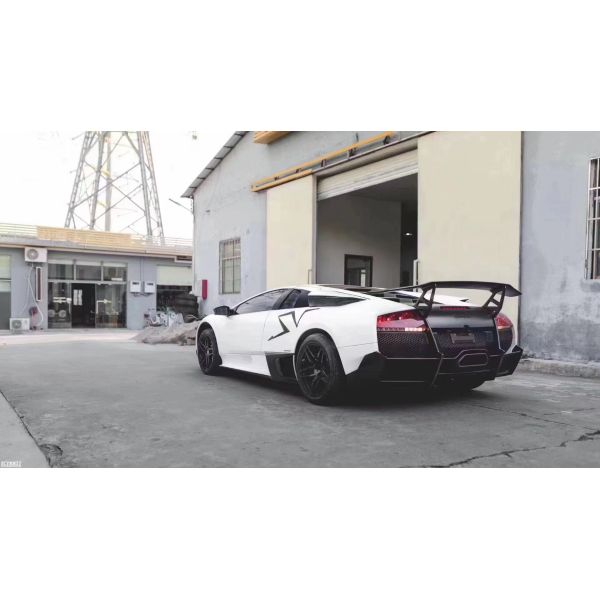 2022 Nuevos productos Murcielago LP640 Lp650 Kit de carrocería para Lamborghini LP640 Actualizar Lp670sv Estilo Frente y parachoques traseros