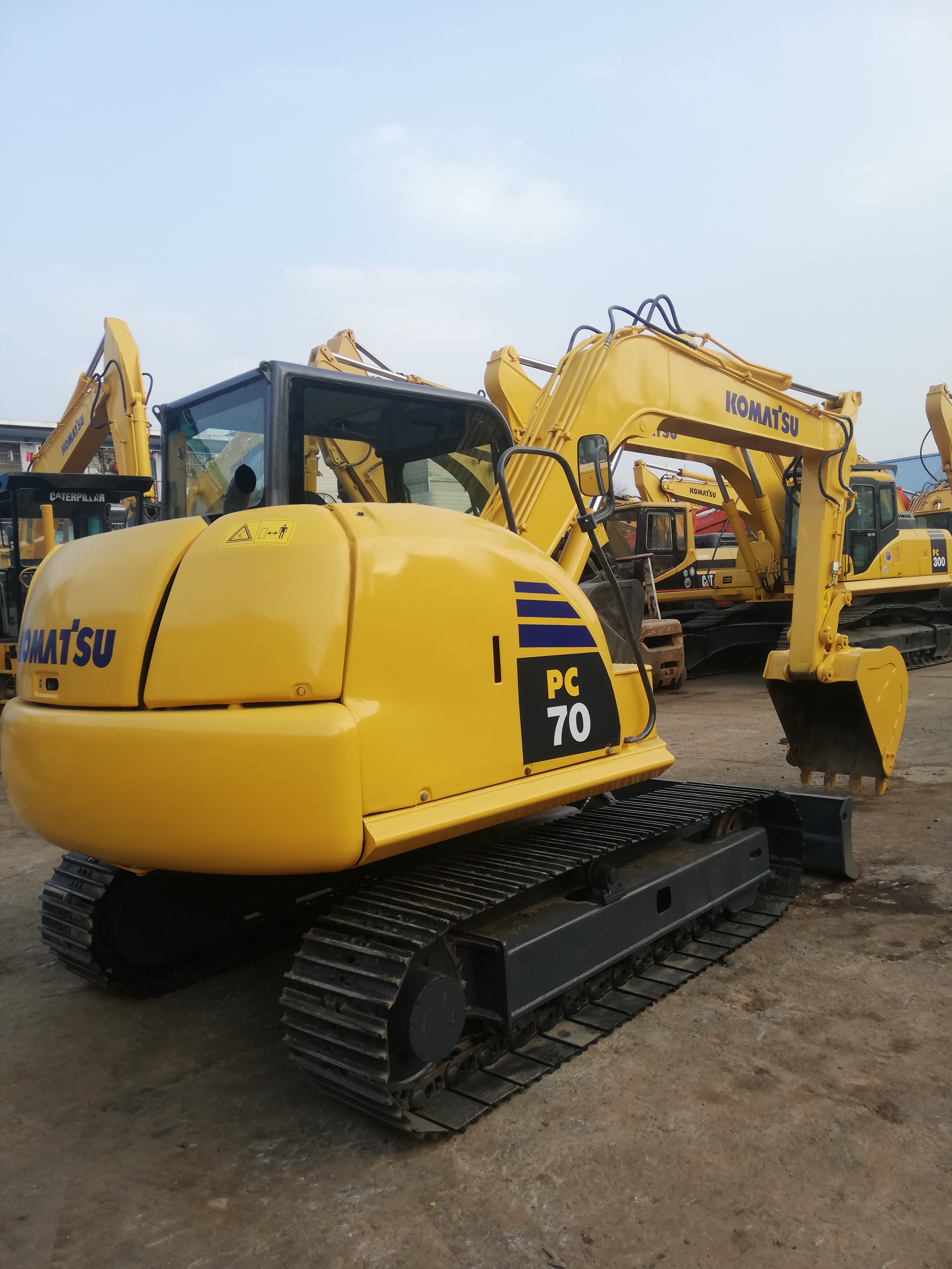 Тип Crawler использовал небольшого землекопа KOMATSU PC70 экскаватора мини