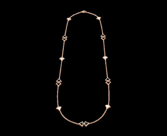 DIVAS’ DREAM sautoir necklace in 18 kt pink gold with mother of pearl and black onyx. Ref. 350060 CL856967