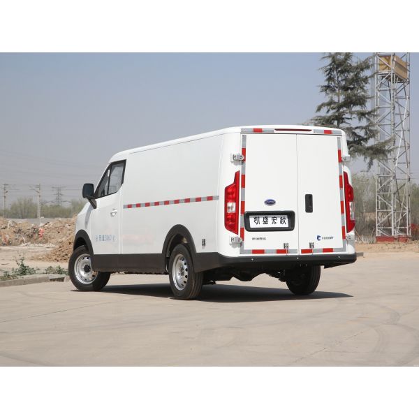 2023 Chery Karry Dolphin Chinese Electric Van with White Exterior and Budget-Friendly