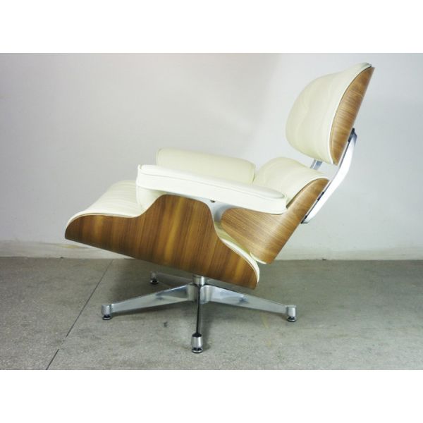 La chaise de salon de l' hôtel de la version Walnut / Rosewood est une chaise de relaxation moderne.