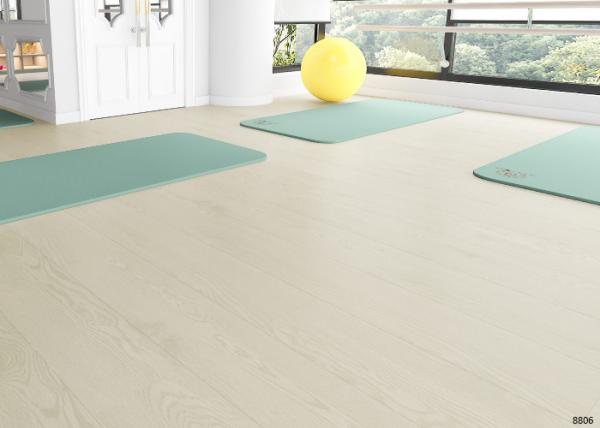 3.5-8mm Luxury SPC Flooring Commercial Residential BP Surface
