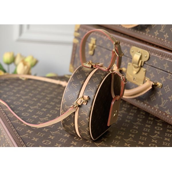 Ladies Leather 7.5cm Circular Push Lock Crossbody Bag With Mental Ornament