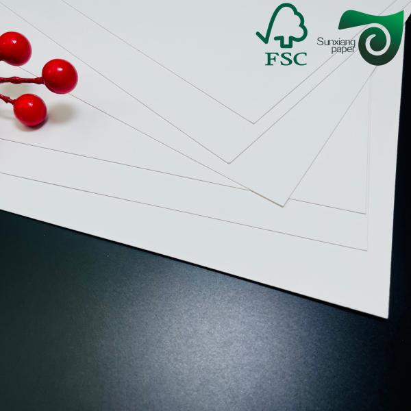 FSC 170gm 190gm SBS Carton de papier C1S une face blanche revêtue 70cm 100cm Pour les boîtes d'emballage
