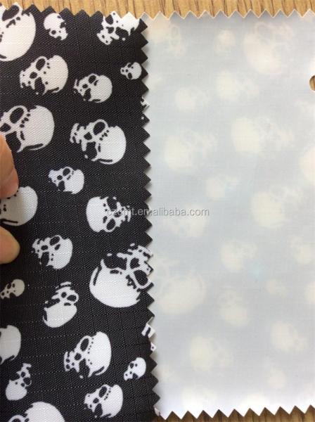 100% Polyester Black and White Skeleton Printing Oxford Fabric