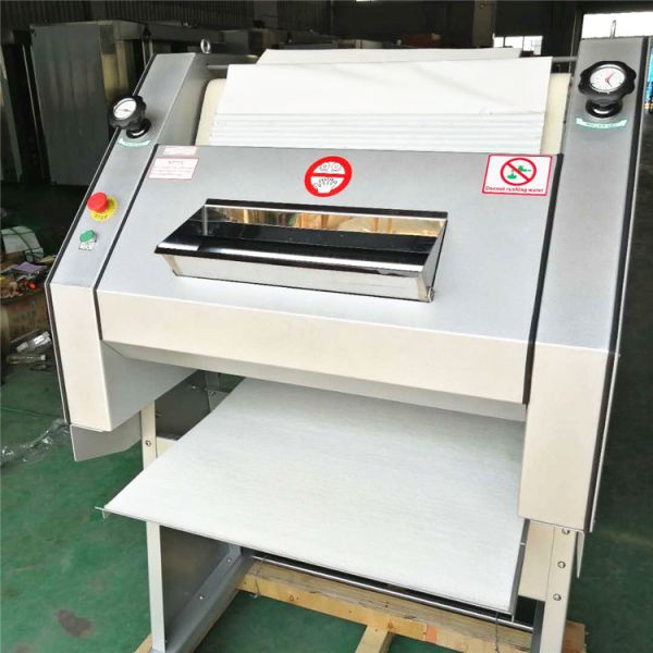 Bakery Application Fields French Bread Baguette Moulder with Stainless Steel Body