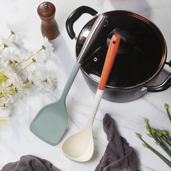 Силиконовая кухонная посуда из нержавеющей стали Кухонная посуда набор из 2-х штук Гибкая силиконовая головка Кухонная посуда со шпатулой, ложкой