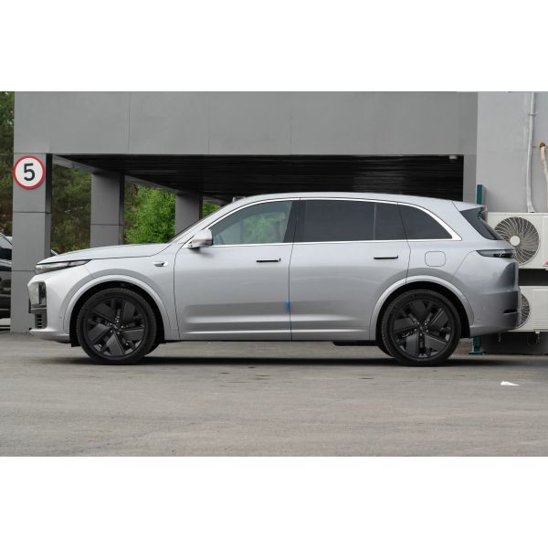 2026 Li Auto L7 Flagship Luxury 5-Seater SUV REEV AWD Dual Motor Air Suspension Fast Charging Smart Cabin L2+ ADAS Family SUV for Global Export