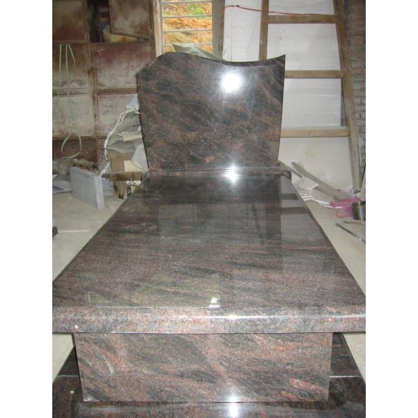 Decorative Carving Red Granite Tombstones , European Style​ Granite Cemetery Monuments