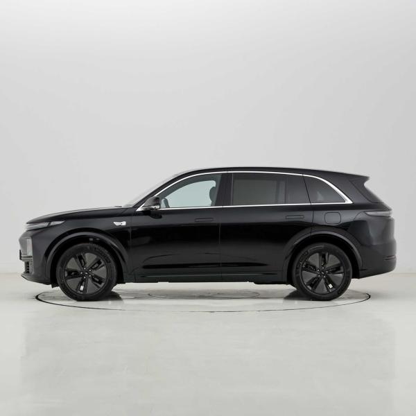 Hybrid L7 Li Auto EV Car 210km Pure Electric Range 5 Seater