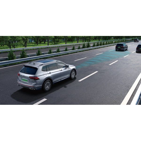 Venta 2024 VW Tiguan L PHEV 0km Coche eléctrico usado con 4733mm longitud total Comprar muestra en Paric