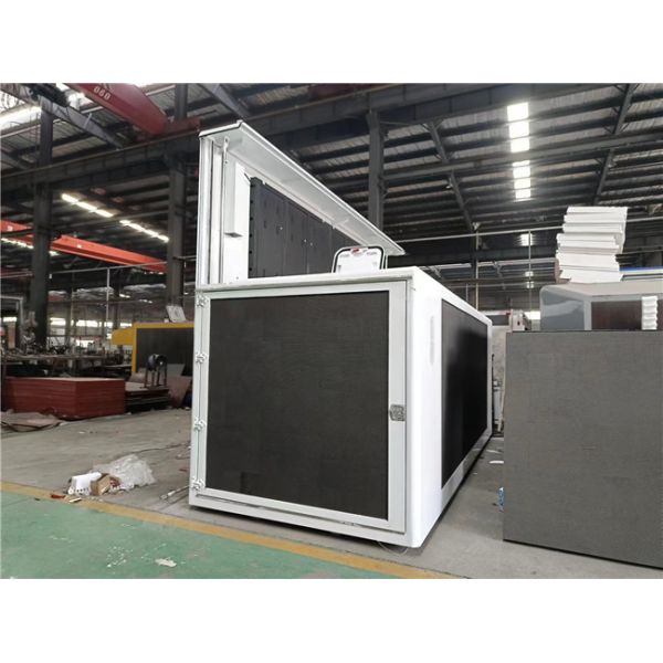 18ft LED Billboard Box Mounted On Truck Digital Mobile LED Screen Box