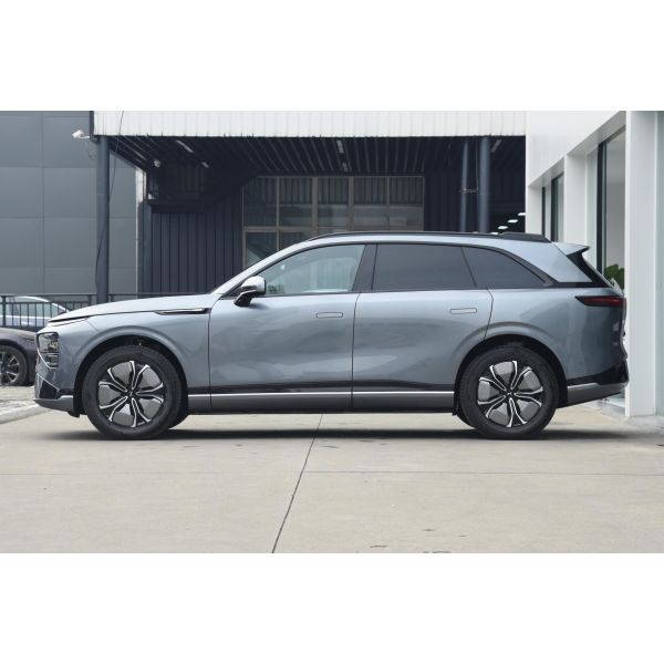 702KM Everbright EV Luxury Cars SUV Xpeng G9 New Energy Vehicles