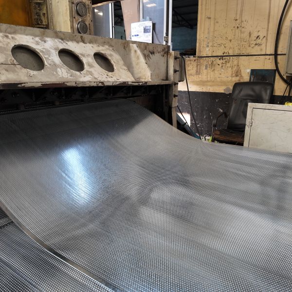 0.8mm Thickness Round Perforated Metal Sheet by Metal Punching Machine