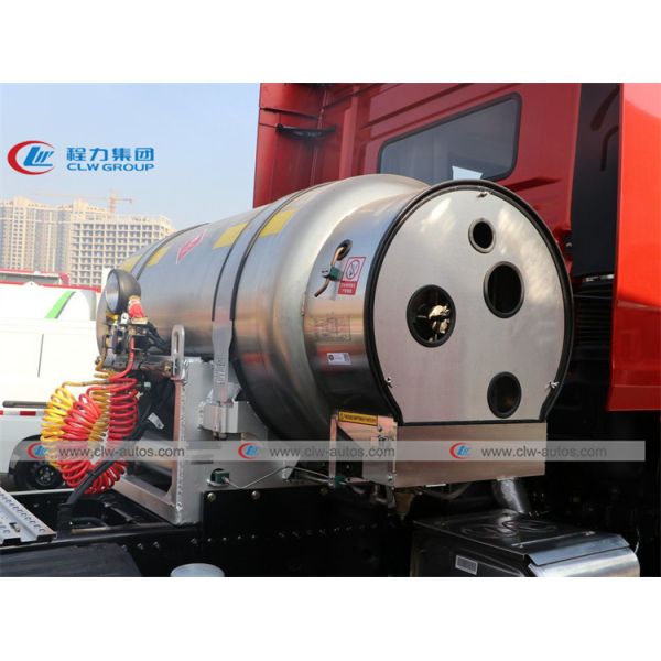 2000 Liter 50 Ton FAW JH6 LNG Tractor Head Truck