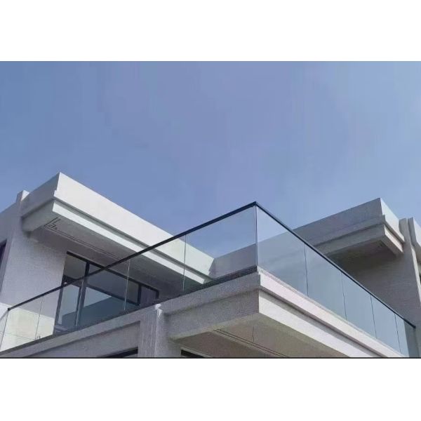 Facilité d'entretien Barrière en aluminium et en verre haute résistance avec le manche