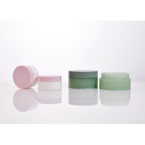 Premium And Eco-Friendly 10ML,20ML Lip Balm Cosmestic Plastic Jars With Lids, Wholesale Travel Cosmetic Packaging