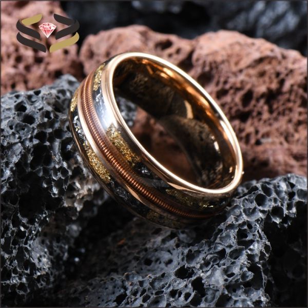 Anillo de la banda de boda de tungsteno para hombres 8mm Oro rosa con tripla guitarra de cuerdas de canal Meteorito de oro incrustación de papel
